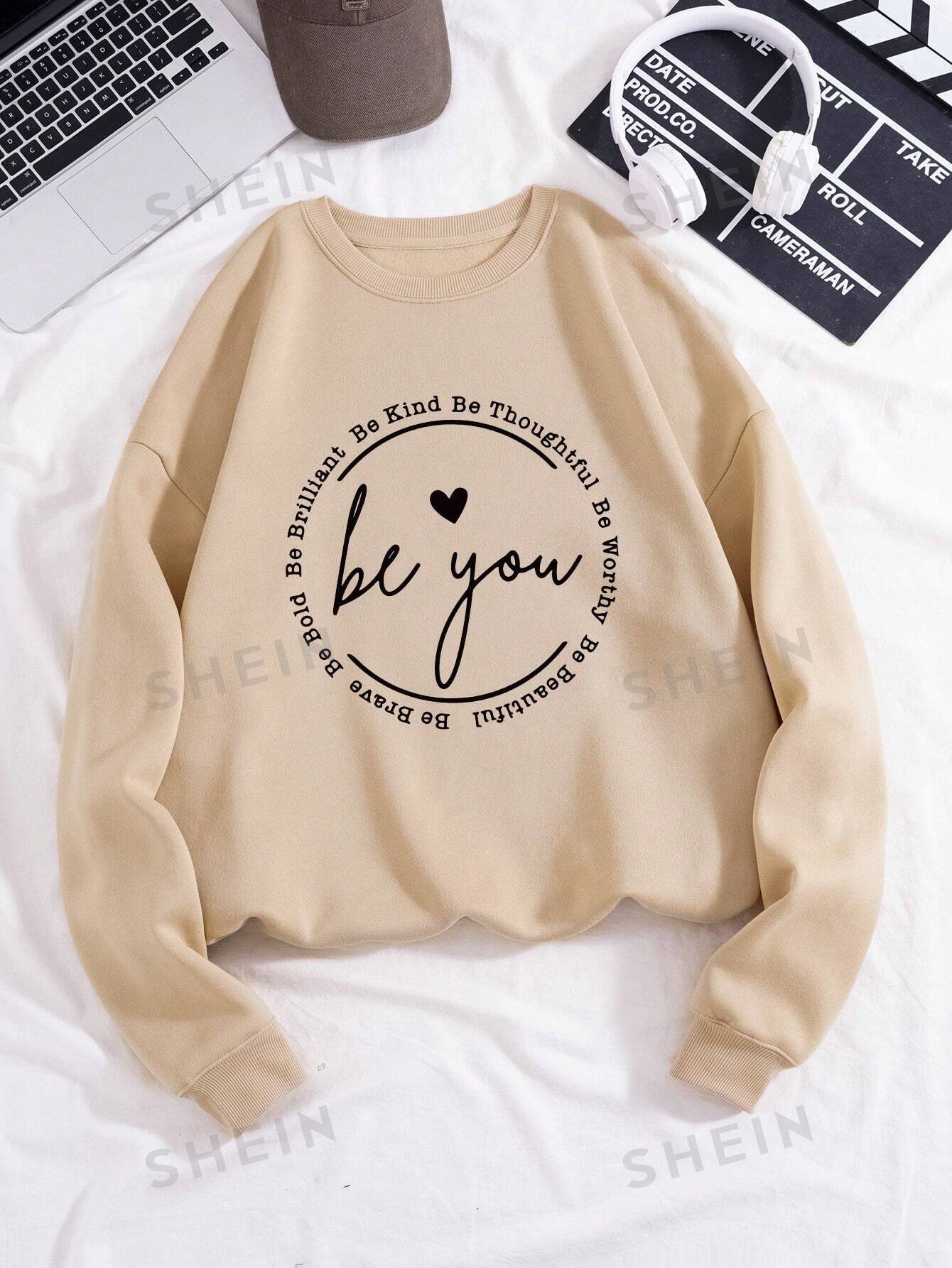 SHEIN Essnce Sudadera con estampado de slogan de hombros caídos